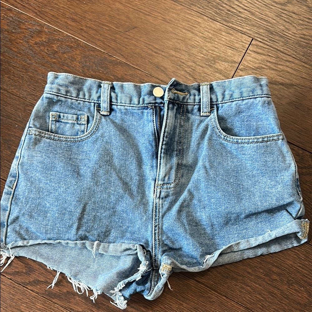 OAK + FORT Blue Jean Shorts Distressed Style